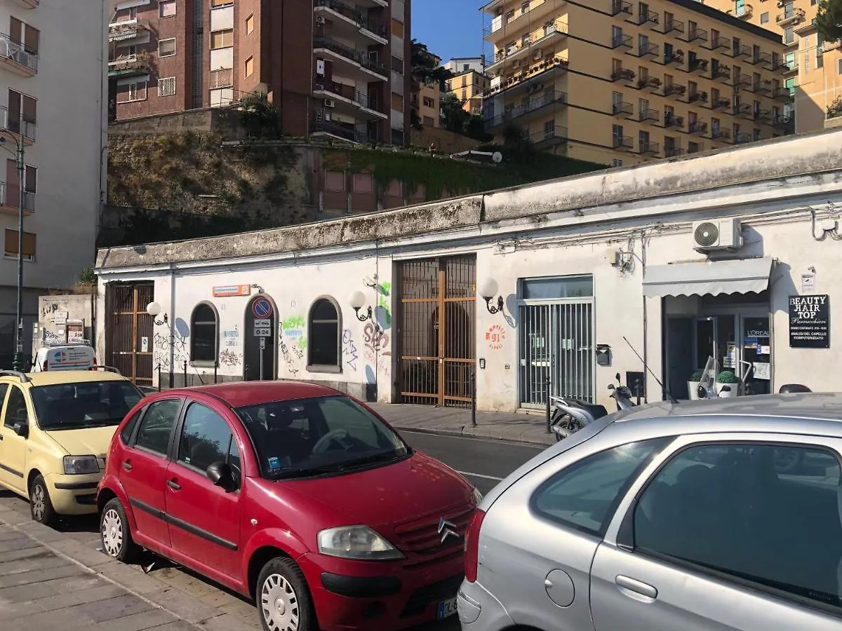 Casa Vacanze Funiculi' Al Corso Neapol Apartmán